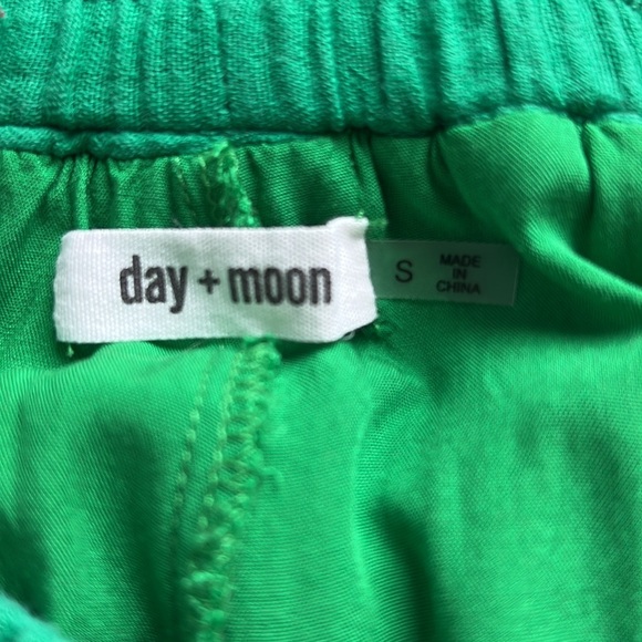 Day + Moon Green Tiered Ruffle Mini Skirt Skort - Size S - Picture 7 of 7